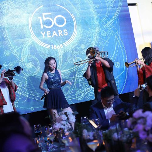 05112753-web-mng50217_cover_1920x1280